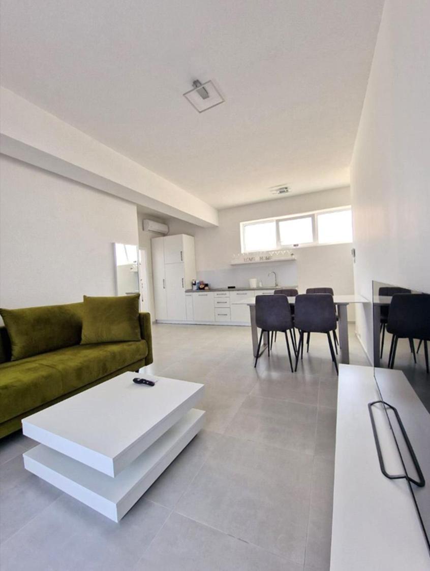 Bb Residence Arad Buitenkant foto