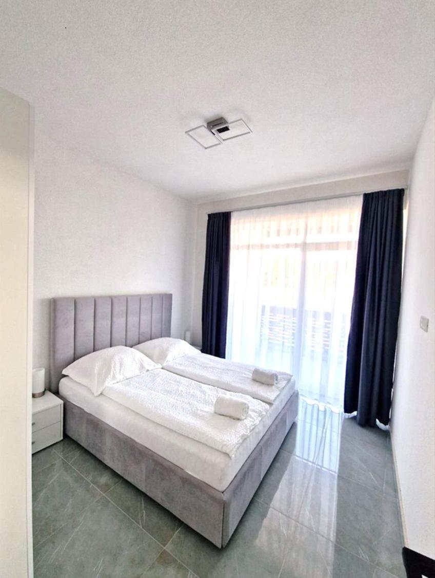 Bb Residence Arad Buitenkant foto